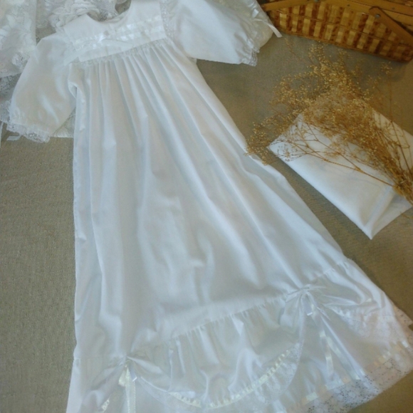 Baptism christening dress - Picture 2 of 6